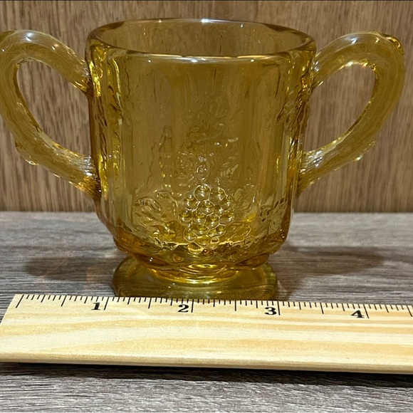 Amber Paneled Grape Design L. G. Wright Glass Sugar Bowl Vintage Tableware - Picture 5 of 7